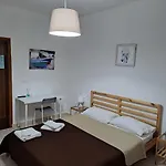 Le Comete Di Angelo Frühstückspension