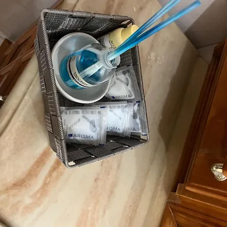 Le Comete Di Angelo Nocleg ze śniadaniem 3*