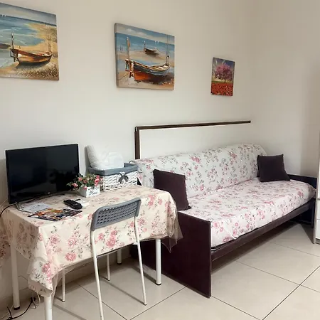 Le Comete Di Angelo Bed & Breakfast Reggio di Calabria