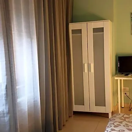 Bed and Breakfast Le Comete Di Angelo 3*
